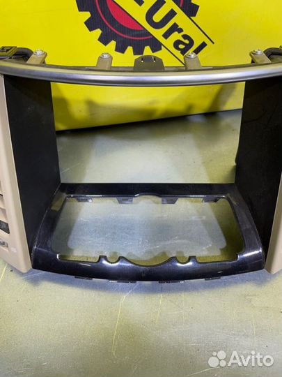 Накладка торпедо центральная Infiniti Fx35 S51 3.5