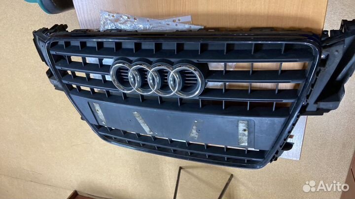 Решетка радиатора A5/S5 (2008)