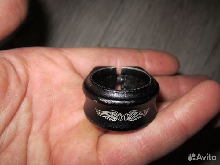 Велозапчасти и аксессуары