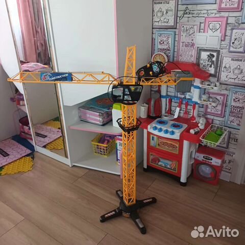 Кран на пульте управления