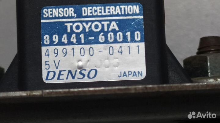 Датчик замедления Toyota Land Cruiser 100