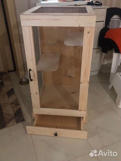 Клетка / Витрина для Шиншилл