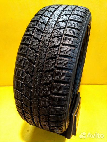 Toyo Observe GSi-5 245/40 R18