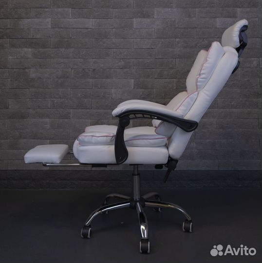 Компьютерное игровое (геймерское) кресло. Новые