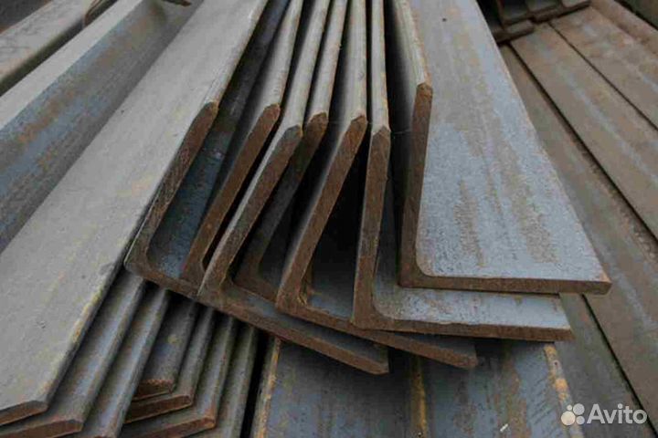 Уголок металлический