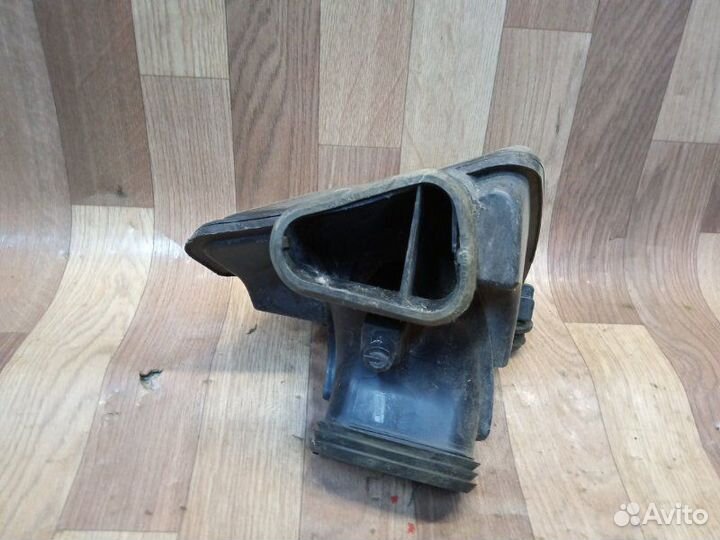 Резонатор воздушного фильтра Chevrolet Cruze седан