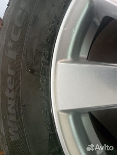 Hankook Winter I'Cept IZ2 215/60 R16