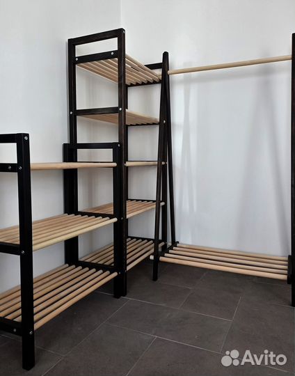 Деревянные стеллажи, вешалки напольные