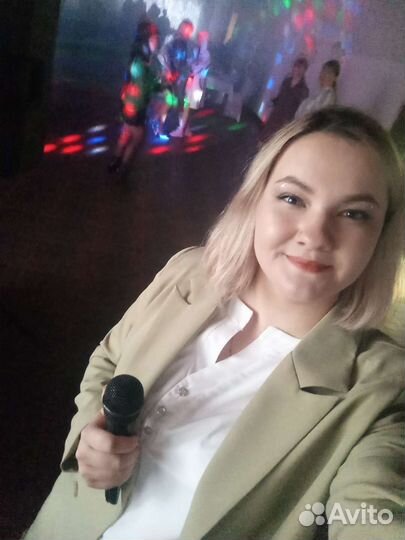 Ведущий и диджей