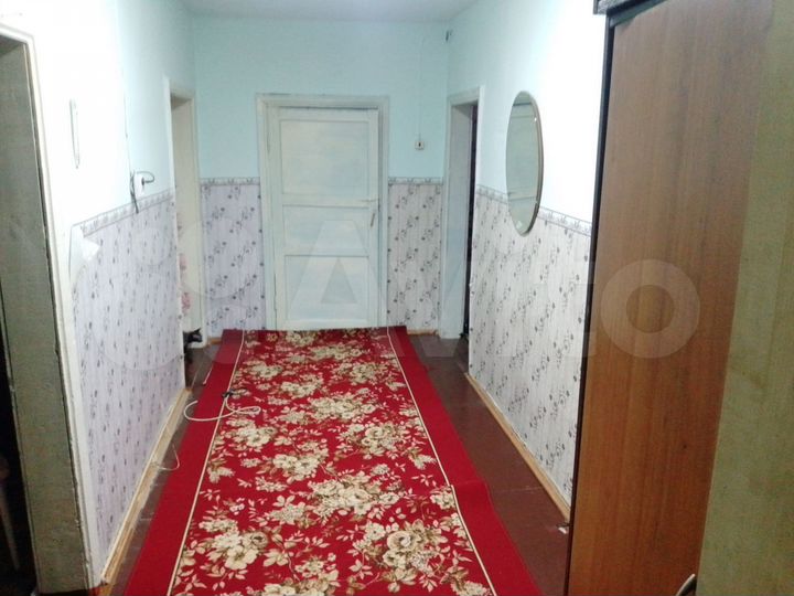 4-к. квартира, 68 м², 1/1 эт.