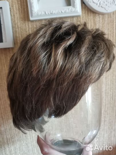 Парик женский