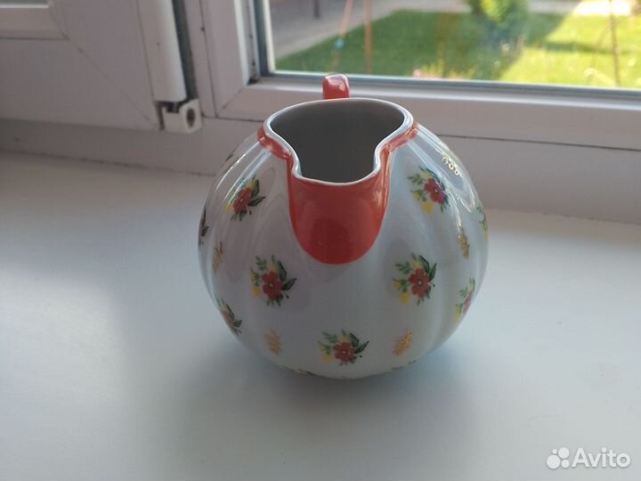 Молочник дулево