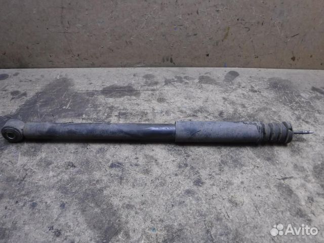 Амортизатор задний Renault Duster