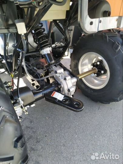 Квадроцикл Linhai-Yamaha D200 золотой