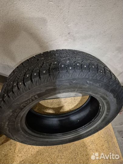 Hankook Winter I'Pike 235/65 R18