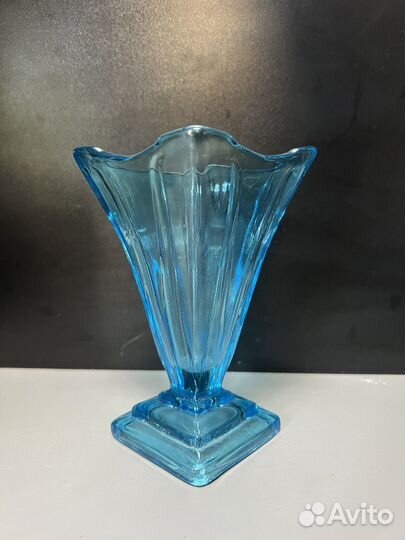 Ваза СССР купоросное стекло