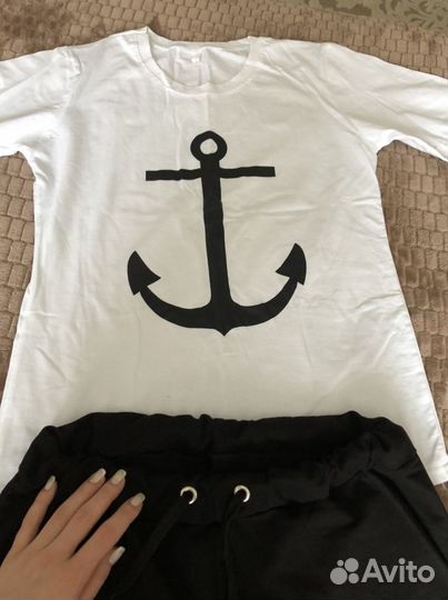 Костюм женский