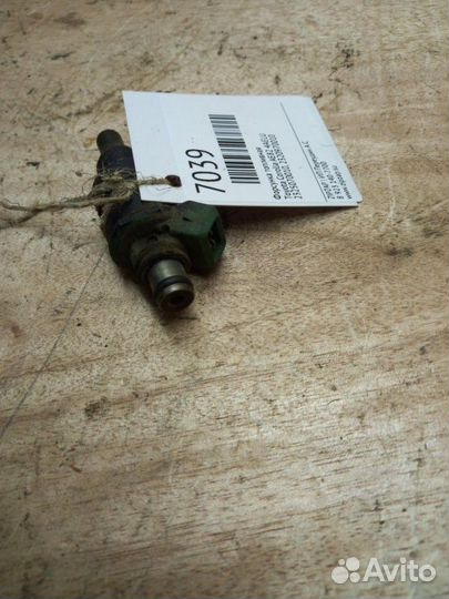 Форсунка топливная Toyota Corolla AE82 4aelu