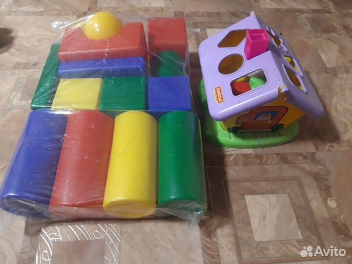 Конструктор и сортер для малышей