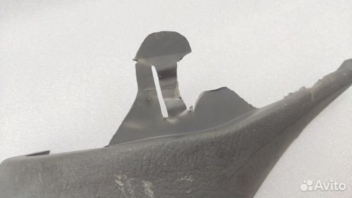 Обшивка стойки передняя правая Kia Sorento BL G6DB