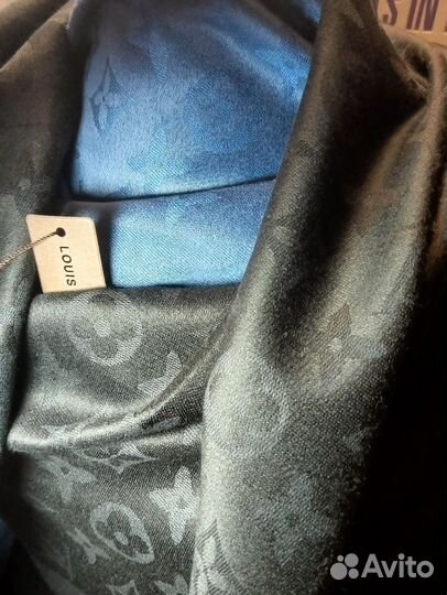 Louis Vuitton Палантин 65%кашемир, 35% шёлк