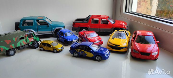 Модели автомобилей 1 24