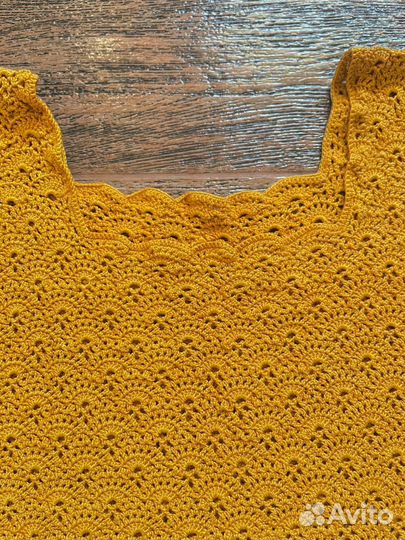 Вязанный топ ручной вязки