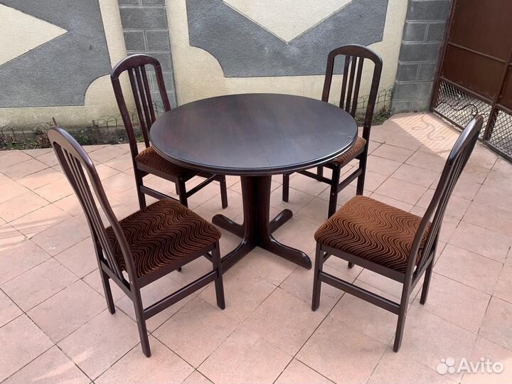 Стол со стульями бу