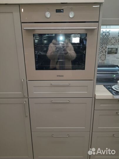 Духовой шкаф Hansa