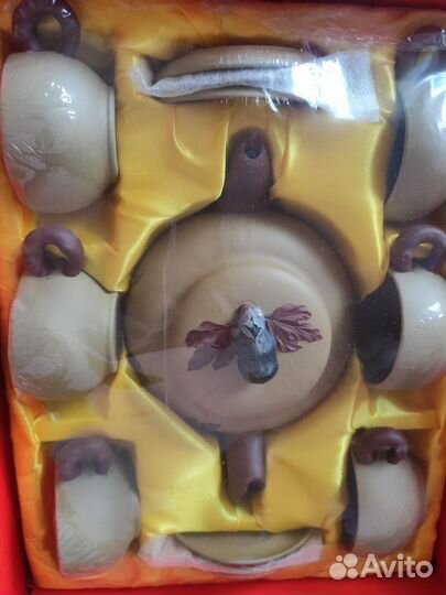 Чайный сервиз китайской династии И Синь Дзинь Пинь