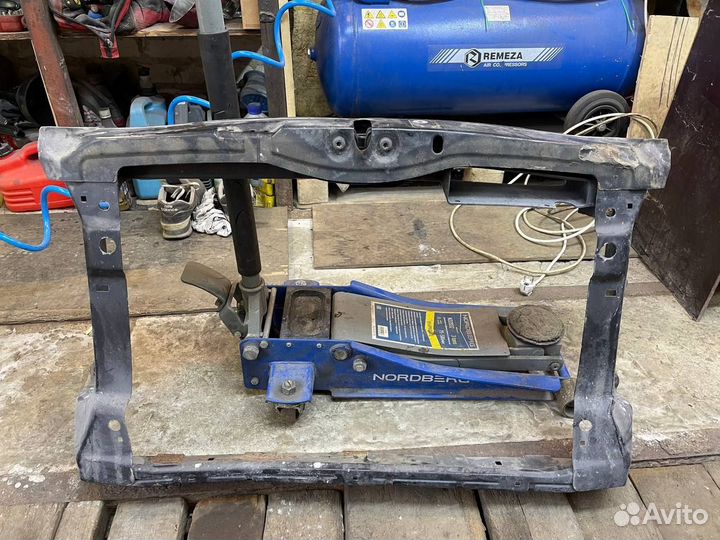 Телевизор / рамка радиатора октавия a5