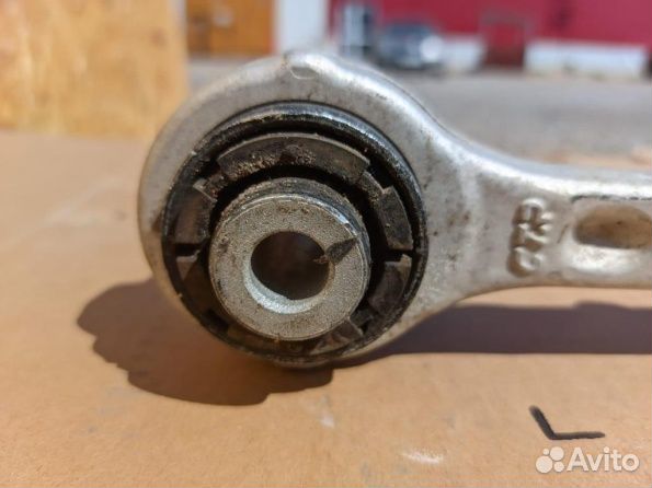 Kia Stinger рычаг передний нижний