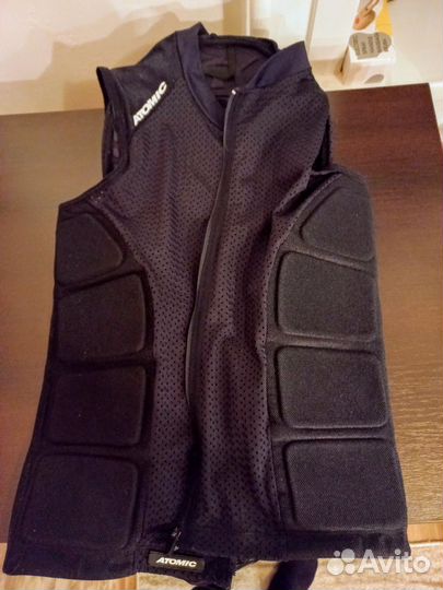 Горнолыжная защита спины atomic