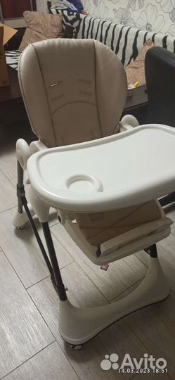 Стульчик для кормления