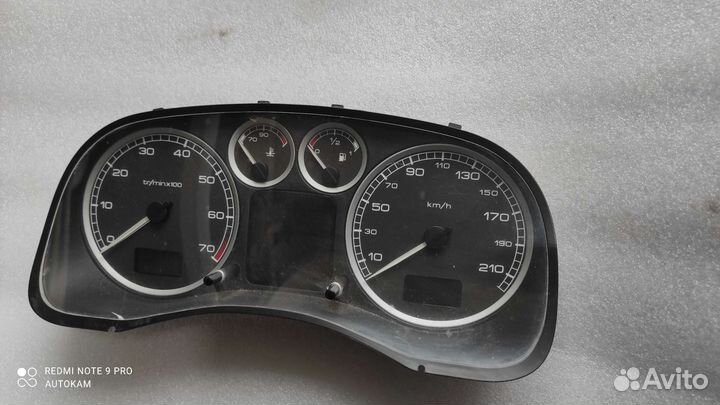 Щиток приборов Peugeot 307