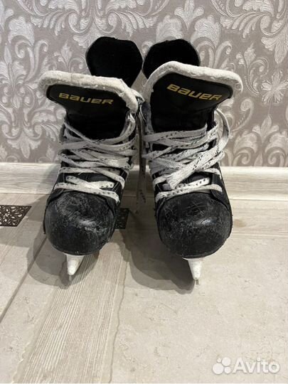 Хоккейные коньки bauer