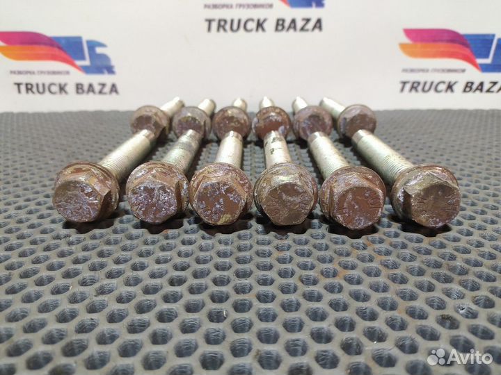 1622758 Комплект болтов маховика