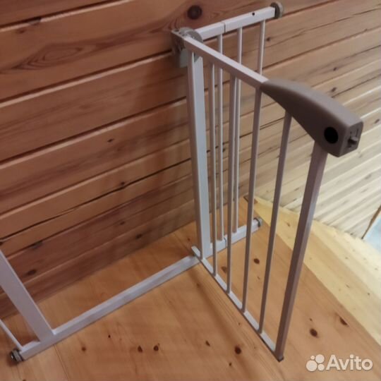 Ворота безопасности с дополнительной секцией