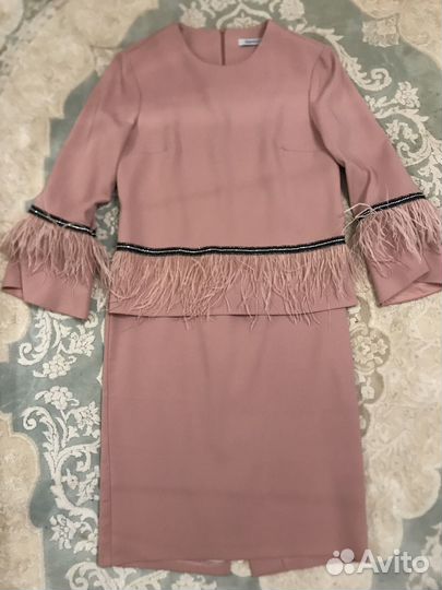 Платье, костюмы