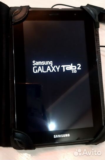Samsung galaxy tab 2 с чехлом -подставкой