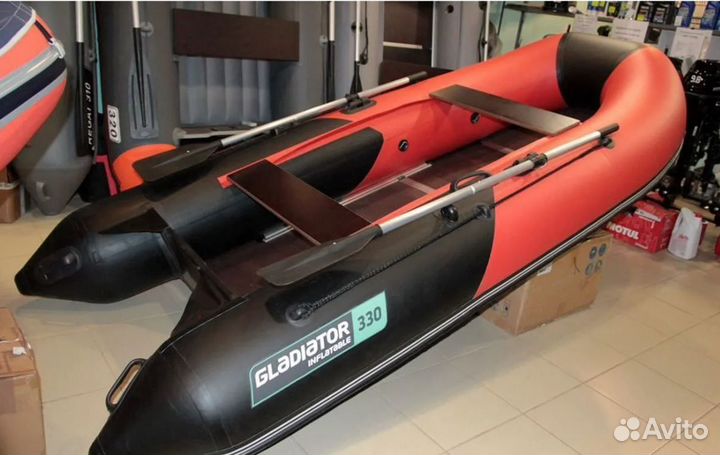 Лодка пвх Gladiator B330 красно-черный