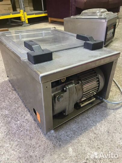 Вакуумный упаковщик Vama