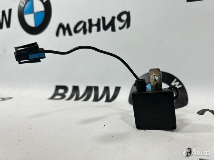 Усилитель антенны Bmw X5 E53 рест N62B44 2005