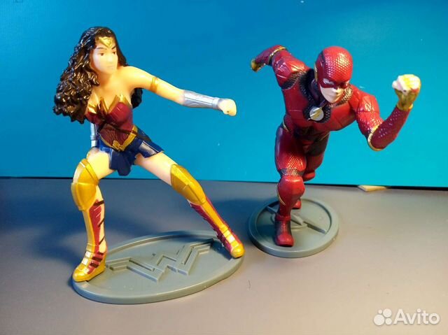 Статуэтки фигурки burger king и корова