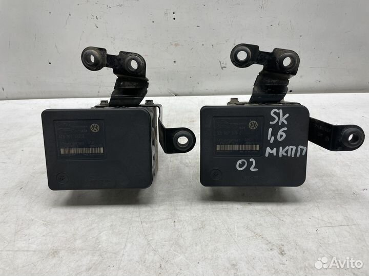 Блок ABS Skoda Octavia A4 1J0614117E