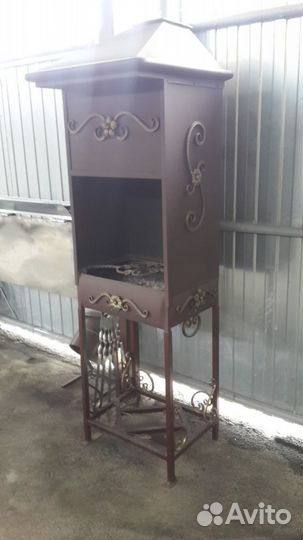 Прикроватный столик