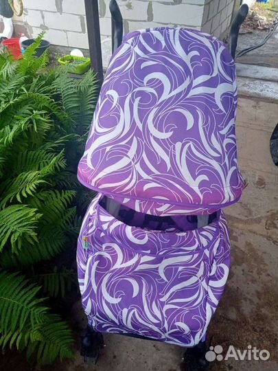 Прогулочная коляска