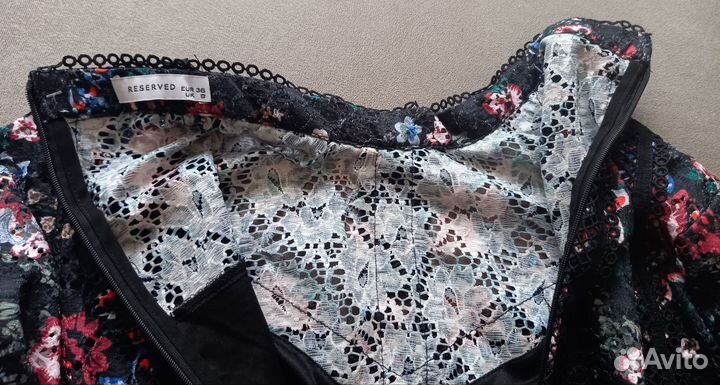 Кружевное платье Reserved