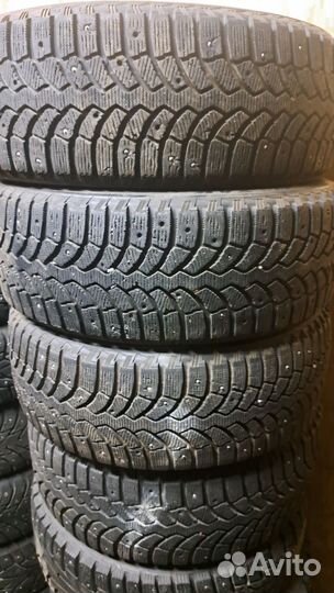 Bridgestone Blizzak Spike-02 185/55 R15 86T
