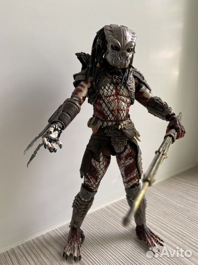 Фигурка Хищник